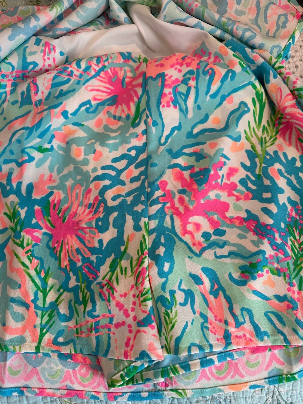 Lilly Pulitzer stretch Romper - Picture 4 of 6